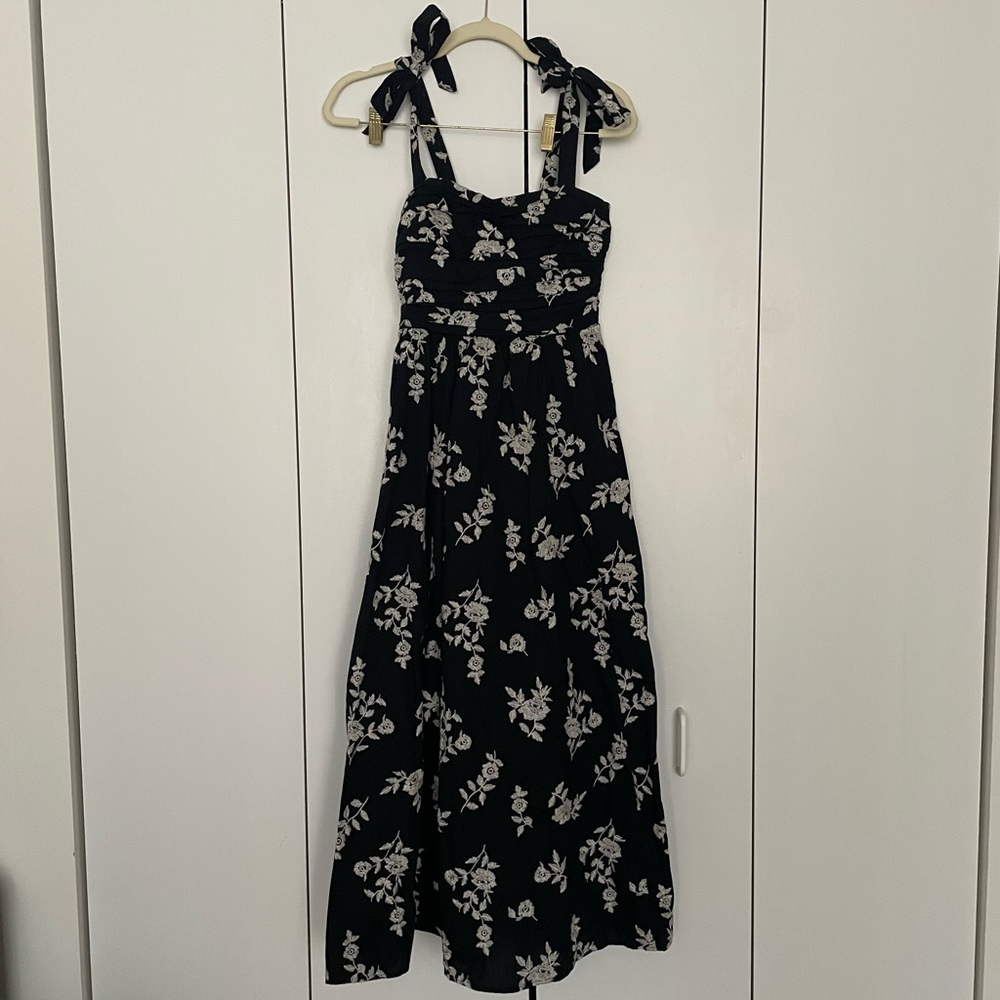 Abercrombie Floral B&W Maxi Dress